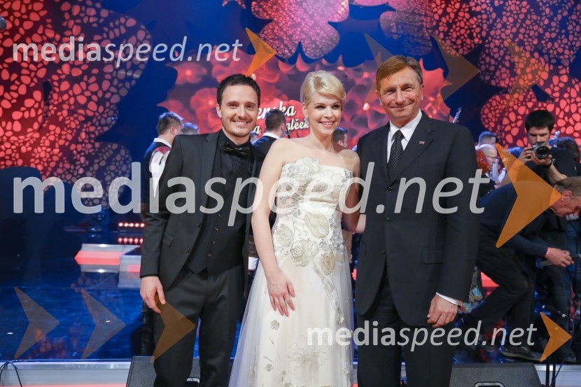  Blaž Švab, pevec, skupina Modrijani;  Darja Gajšek, pevka, voditeljica;  Borut Pahor, predsednik Republike SlovenijeSlovenska polka in valček 2017