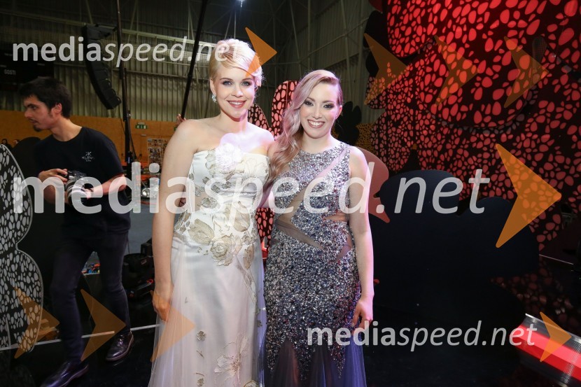  Darja Gajšek, pevka, voditeljica;  Tjaša Hrovat Steklasa, pevkaSlovenska polka in valček 2017