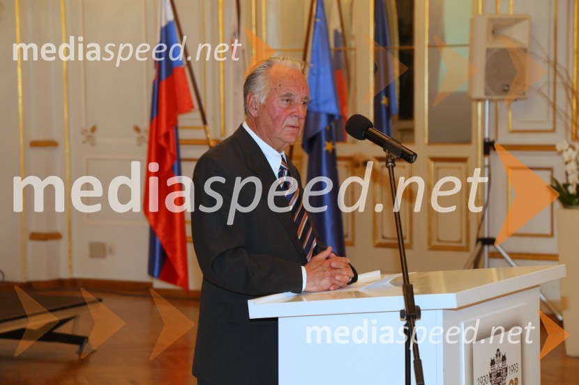  Božo Hribernik, častni član Rotary kluba MariborRotary klub,  25. obletnica kluba