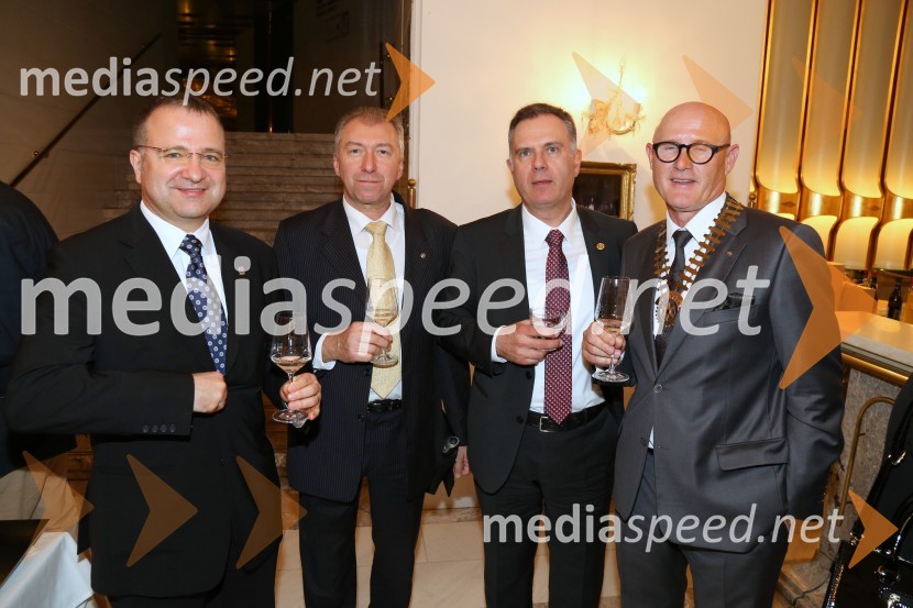  ... ;  ... ;  ... ;  Emil Šarkanj, lastnik Galerije Hest,  predsednik Rotary kluba MariborRotary klub,  25. obletnica kluba