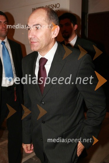 Janez Janša, predsednik vlade RSPodelitev Prešernovih nagrad ob slovenskem kulturnem prazniku