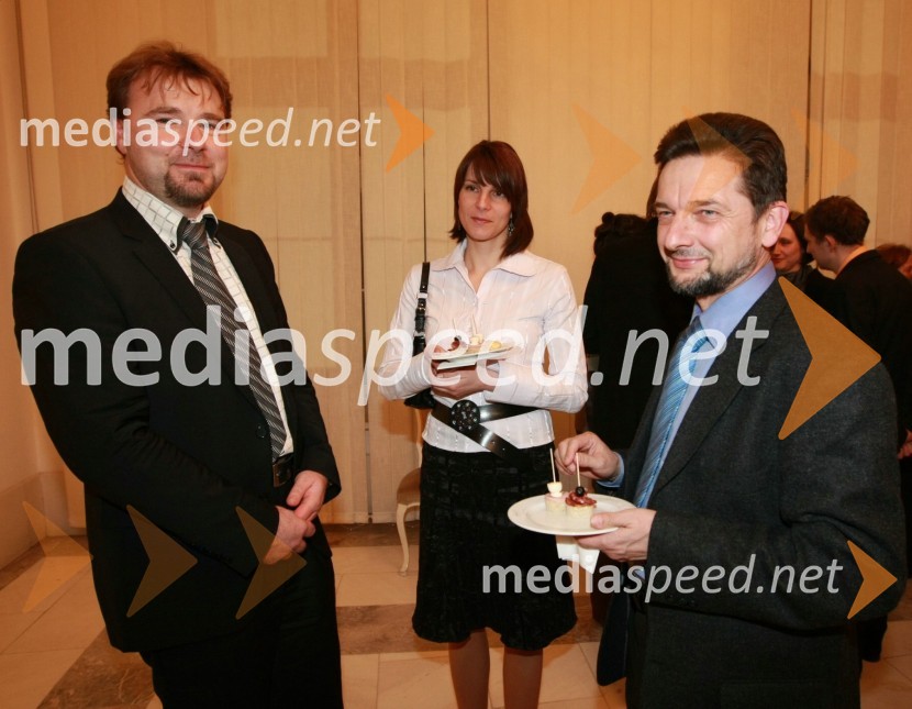 Jože Možina, direktor TV Slovenija, ... in dr. Ivan Štuhec, teologPodelitev Prešernovih nagrad ob slovenskem kulturnem prazniku