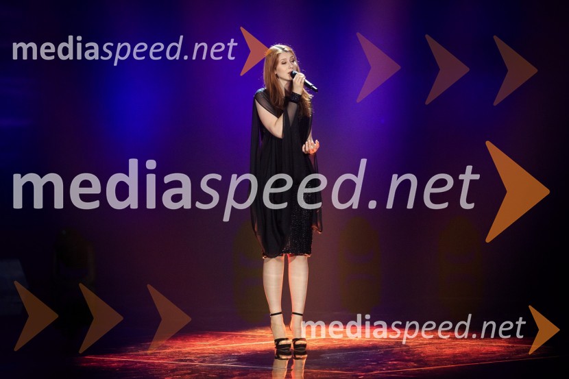  Eva Boto, pevkaZmagovalka 41. Popevke je Nuška Drašček