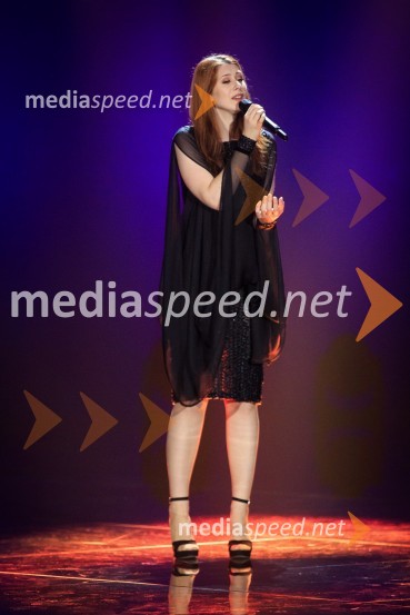  Eva Boto, pevkaZmagovalka 41. Popevke je Nuška Drašček