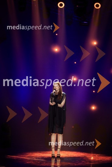  Eva Boto, pevkaZmagovalka 41. Popevke je Nuška Drašček