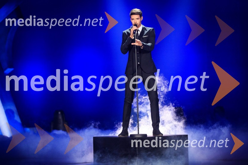  Matjaž Kumelj, pevec, manekenZmagovalka 41. Popevke je Nuška Drašček