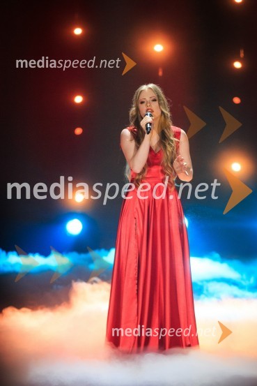  Zala Smolnikar, pevka- ZALIZmagovalka 41. Popevke je Nuška Drašček