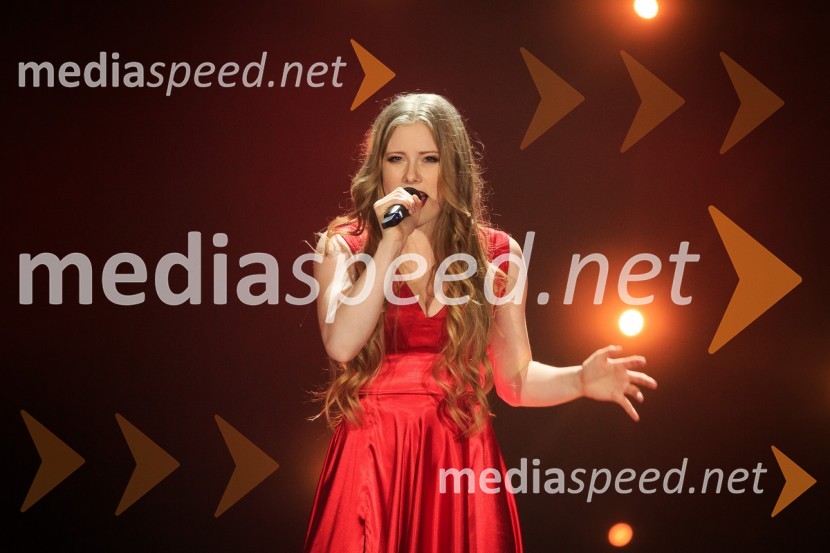  Zala Smolnikar, pevka- ZALIZmagovalka 41. Popevke je Nuška Drašček