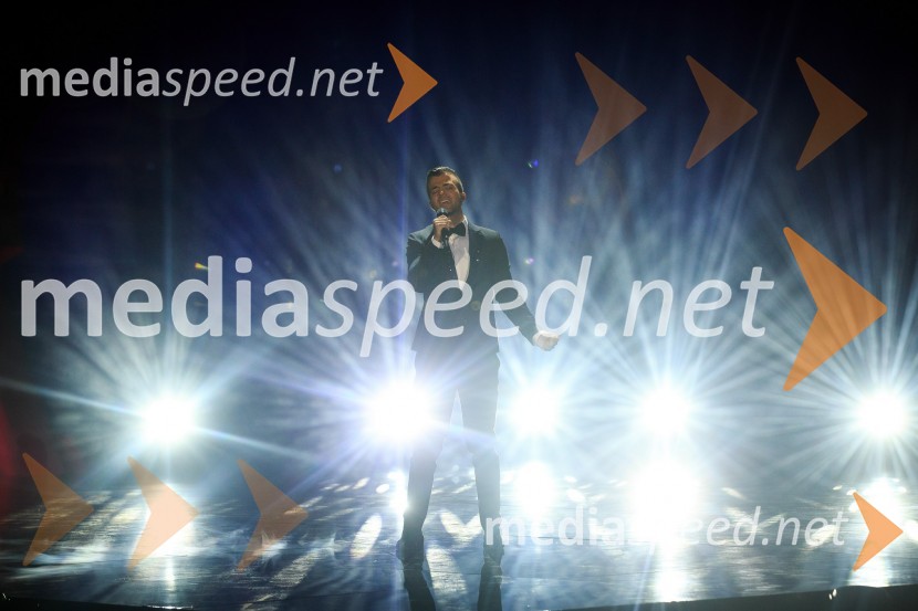  Gašper Rifelj, pevecZmagovalka 41. Popevke je Nuška Drašček