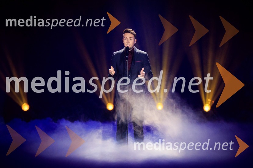  Alex Volasko, pevecZmagovalka 41. Popevke je Nuška Drašček