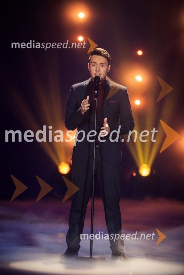  Alex Volasko, pevecZmagovalka 41. Popevke je Nuška Drašček