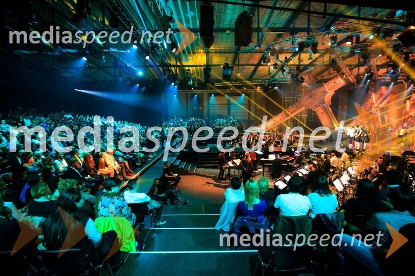 41. PopevkaZmagovalka 41. Popevke je Nuška Drašček