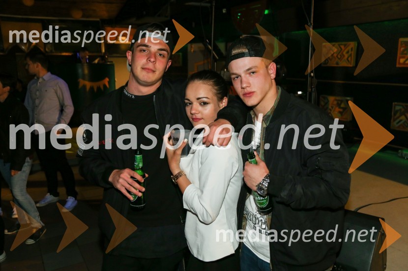 Diskoteka Yucatan, otvoritev