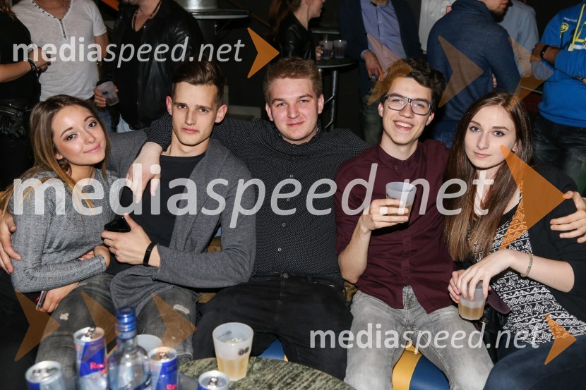 Diskoteka Yucatan, otvoritev