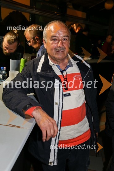  Bojan Belna, lastnik diskoteke YucatanDiskoteka Yucatan, otvoritev