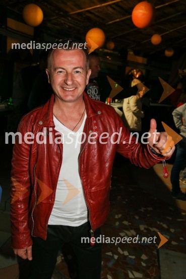 Diskoteka Yucatan, otvoritev