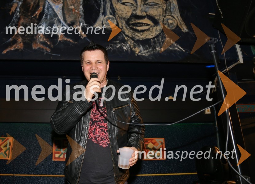  Darus Despot, pevecDiskoteka Yucatan, otvoritev