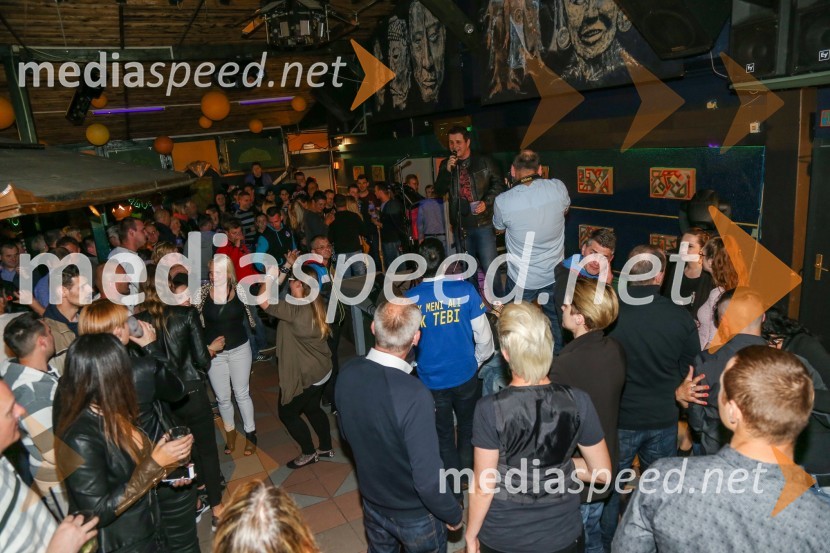 Diskoteka Yucatan, otvoritevDiskoteka Yucatan, otvoritev