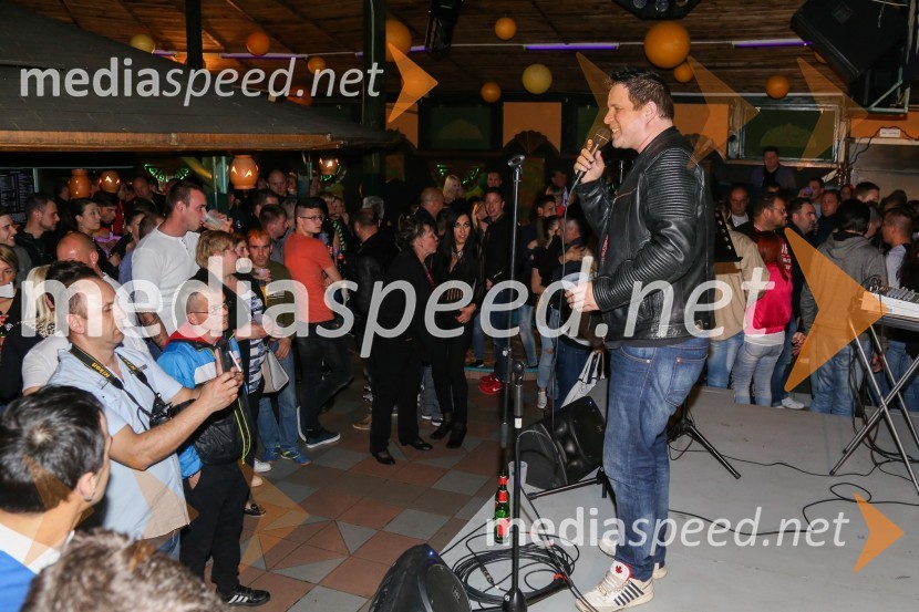 Diskoteka Yucatan, otvoritevDiskoteka Yucatan, otvoritev