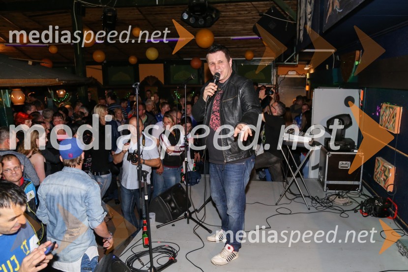  Darus Despot, pevecDiskoteka Yucatan, otvoritev