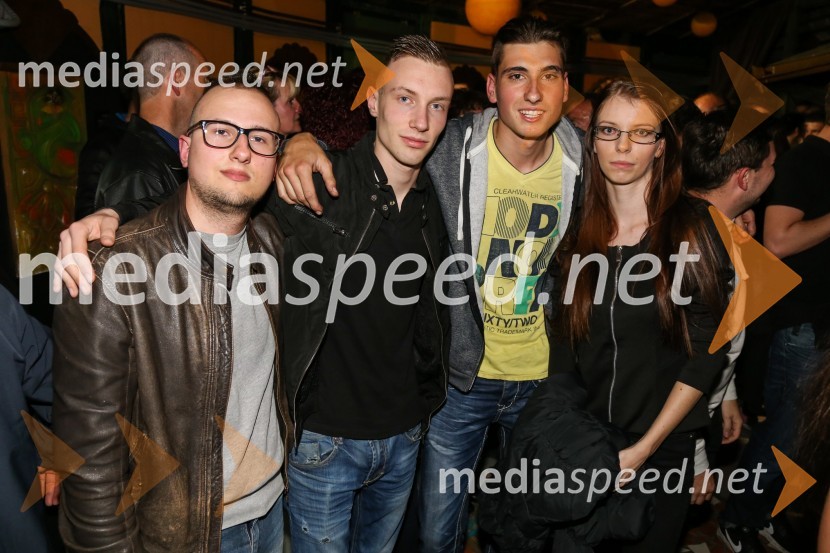 Diskoteka Yucatan, otvoritev