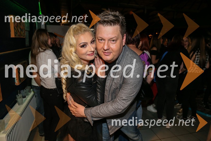 Diskoteka Yucatan, otvoritev