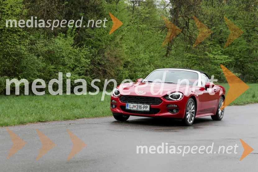 Fiat 124 Spider in Abarth 124 Spider, Slovenska predstavitevFiat 124 Spider in Abarth 124 Spider, Slovenska predstavitev
