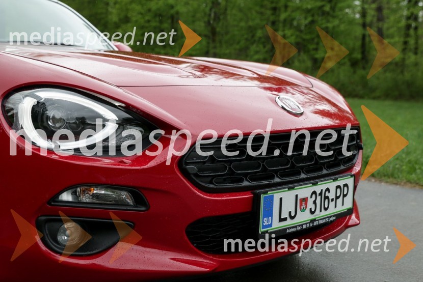 Fiat 124 Spider in Abarth 124 Spider, Slovenska predstavitevFiat 124 Spider in Abarth 124 Spider, Slovenska predstavitev