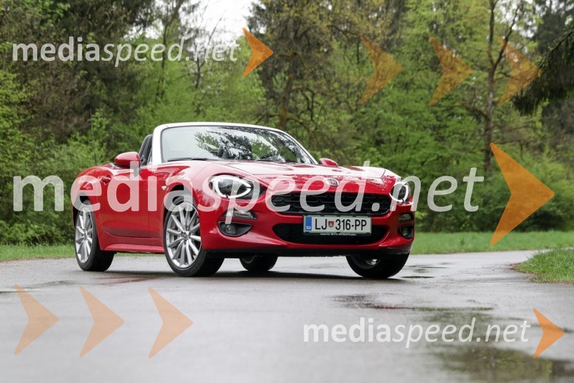 Fiat 124 Spider in Abarth 124 Spider, Slovenska predstavitevFiat 124 Spider in Abarth 124 Spider, Slovenska predstavitev