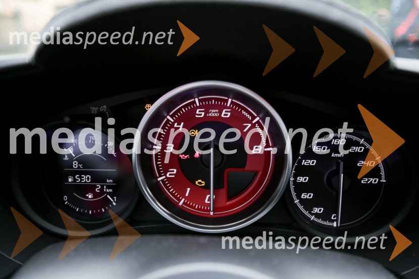 Fiat 124 Spider in Abarth 124 Spider, Slovenska predstavitevFiat 124 Spider in Abarth 124 Spider, Slovenska predstavitev