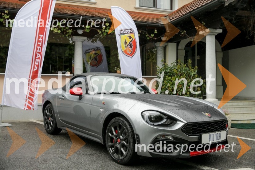 Fiat 124 Spider in Abarth 124 Spider, Slovenska predstavitevFiat 124 Spider in Abarth 124 Spider, Slovenska predstavitev