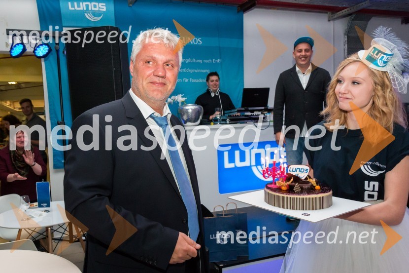  Milan Kuster, predsednik uprave Skupine Lunos;  ... Podjetje Lunos, otvoritev novih poslovnih prostorov