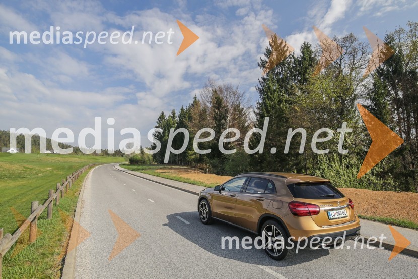 Mercedes Benz GLA200d, slovenska predstavitev