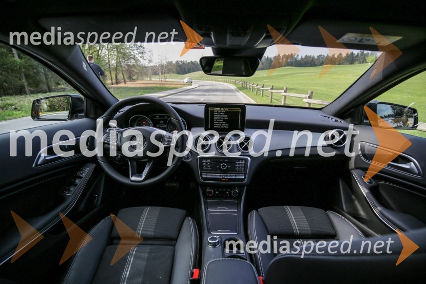 Mercedes Benz GLA200d, slovenska predstavitev