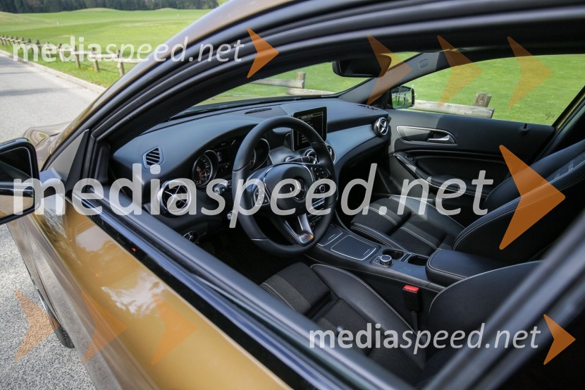 Mercedes Benz GLA200d, slovenska predstavitev