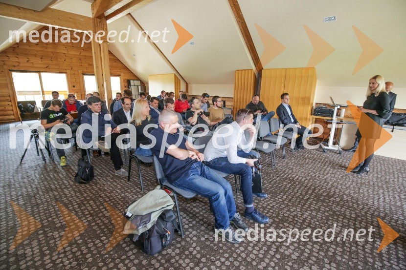 Mercedes Benz GLA200d, slovenska predstavitev