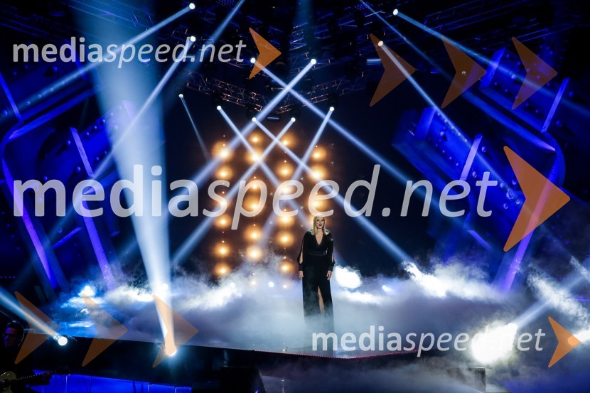  Anja Križnik Tomažin, voditeljicaZmagovalka Dnevov slovenske zabavne glasbe, Poprock je Anabel