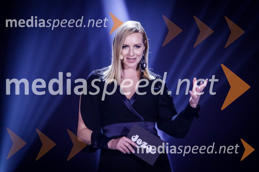  Anja Križnik Tomažin, voditeljicaZmagovalka Dnevov slovenske zabavne glasbe, Poprock je Anabel