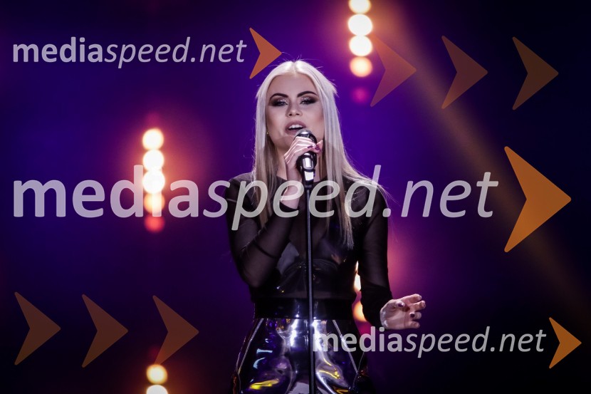  Sara  Lamprečnik, pevkaZmagovalka Dnevov slovenske zabavne glasbe, Poprock je Anabel