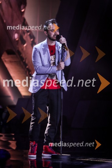  Žiga Rustja, pevec, moderator Radia CaprisZmagovalka Dnevov slovenske zabavne glasbe, Poprock je Anabel