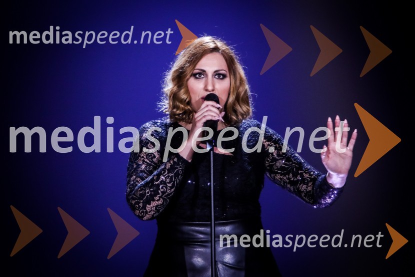  Nina, pevkaZmagovalka Dnevov slovenske zabavne glasbe, Poprock je Anabel