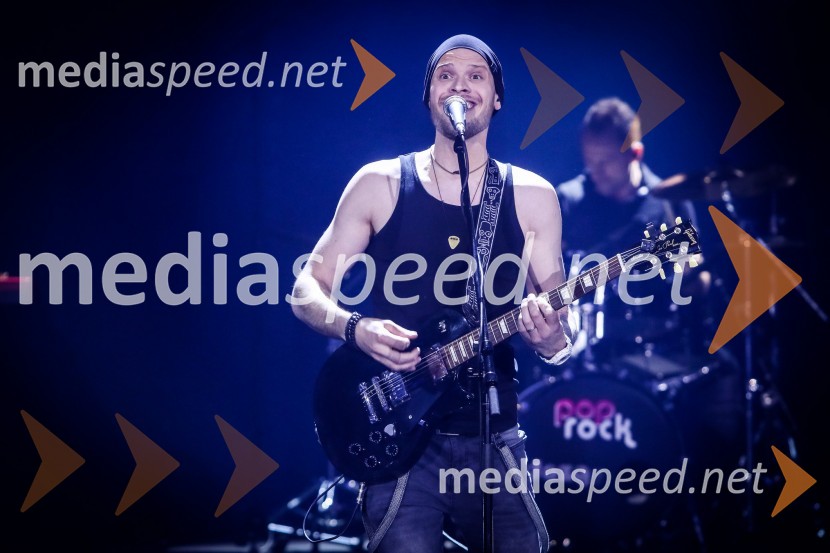  Uroš Kmetič, pevec in kitarist, Mama reklaZmagovalka Dnevov slovenske zabavne glasbe, Poprock je Anabel