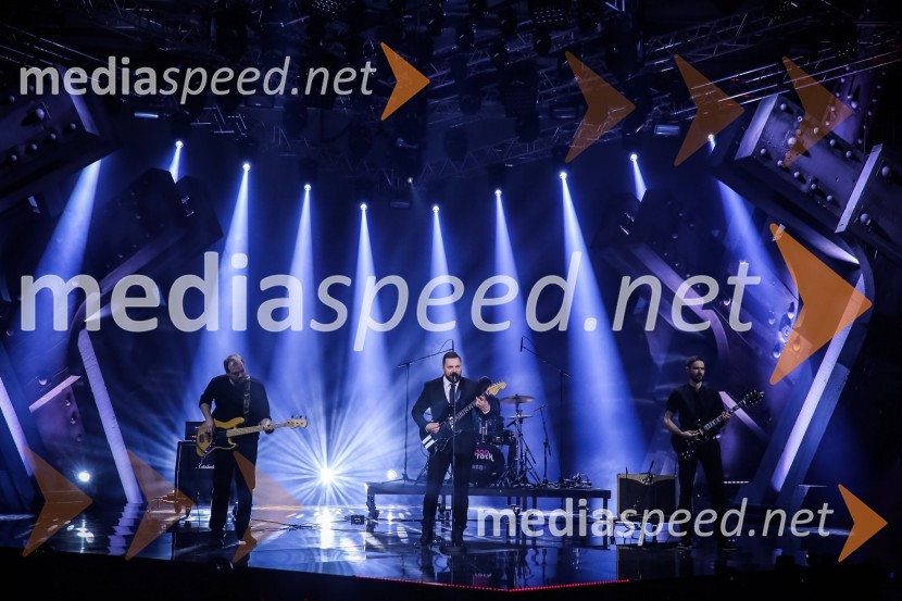 Skupina RoundsquareZmagovalka Dnevov slovenske zabavne glasbe, Poprock je Anabel