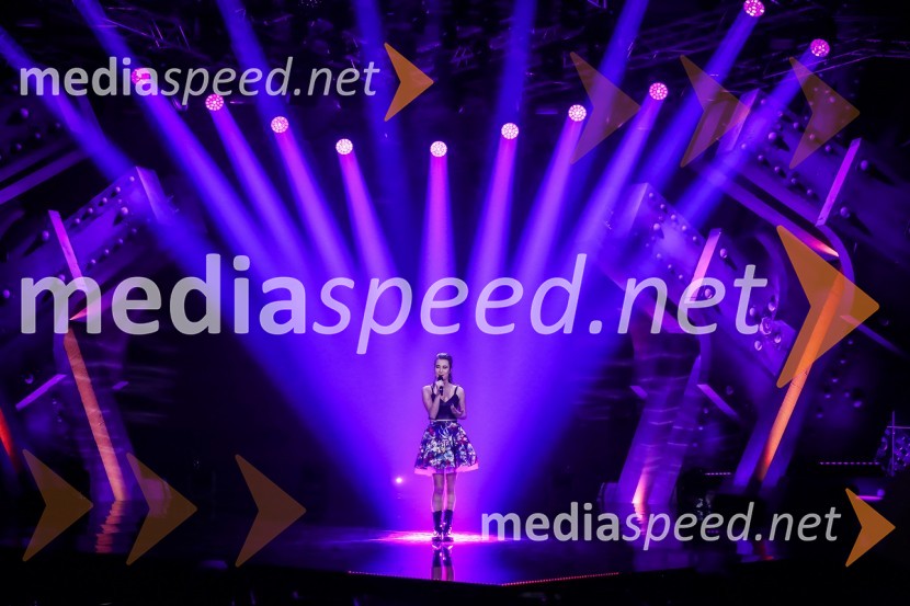  Ana Teržan - Anabel, pevkaZmagovalka Dnevov slovenske zabavne glasbe, Poprock je Anabel