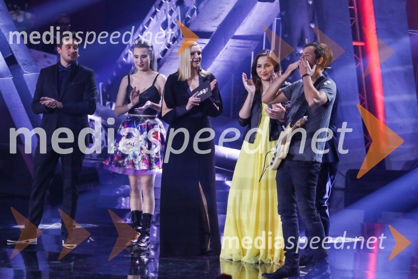  Tin Vodopivec, stand up komik;  Ana Teržan - Anabel, pevka;  Anja Križnik Tomažin, voditeljica;  Amadea Begovič, pevka;  Andraž Hribar, pevecZmagovalka Dnevov slovenske zabavne glasbe, Poprock je Anabel