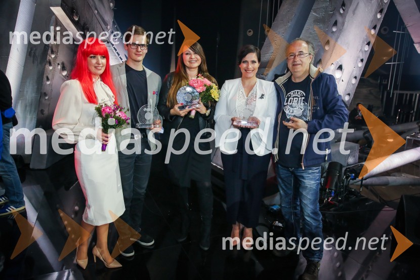  Karmen Kaan, Mon'Ami;  Štefan Kokalj, Mon'Ami;  Anja Rupel, pevka;  Nuška Drašček, pevka;  Aleš Klinar, glasbenik, skupina Rock PartyzaniZmagovalka Dnevov slovenske zabavne glasbe, Poprock je Anabel