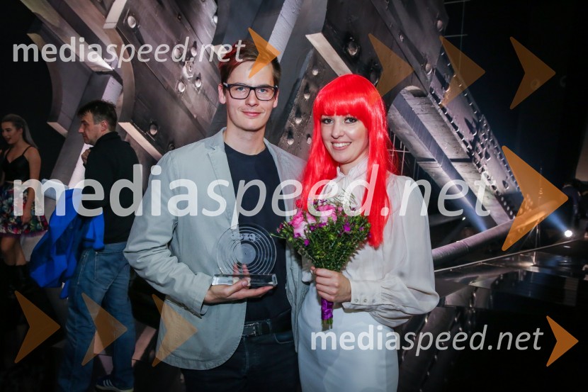  Štefan Kokalj, Mon'Ami;  Karmen Kaan, Mon'AmiZmagovalka Dnevov slovenske zabavne glasbe, Poprock je Anabel