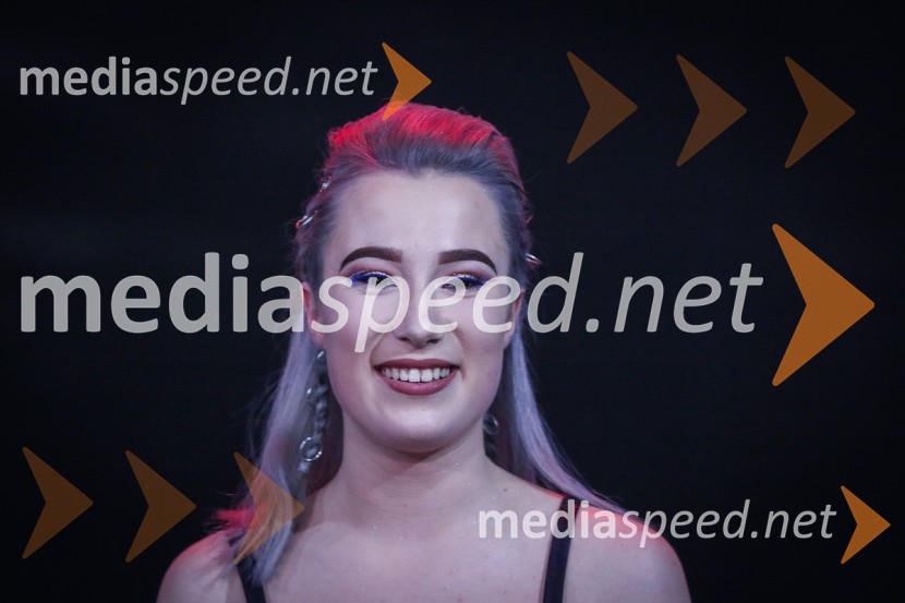  Ana Teržan - Anabel, pevkaZmagovalka Dnevov slovenske zabavne glasbe, Poprock je Anabel