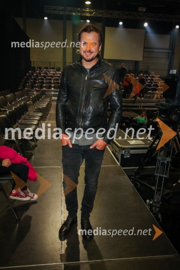  Andraž Hribar, pevecZmagovalka Dnevov slovenske zabavne glasbe, Poprock je Anabel