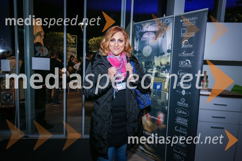  Nina, pevkaZmagovalka Dnevov slovenske zabavne glasbe, Poprock je Anabel